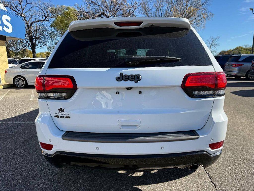 used 2016 Jeep Grand Cherokee car, priced at $12,999