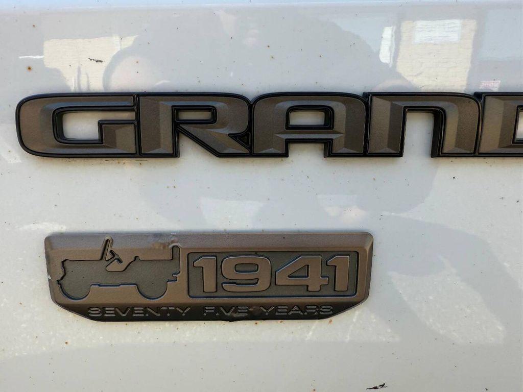 used 2016 Jeep Grand Cherokee car, priced at $13,500