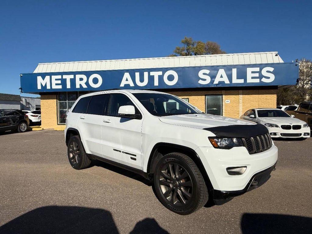 used 2016 Jeep Grand Cherokee car, priced at $12,999
