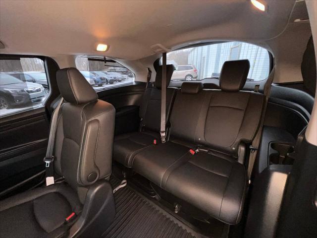 used 2024 Honda Odyssey car, priced at $30,999