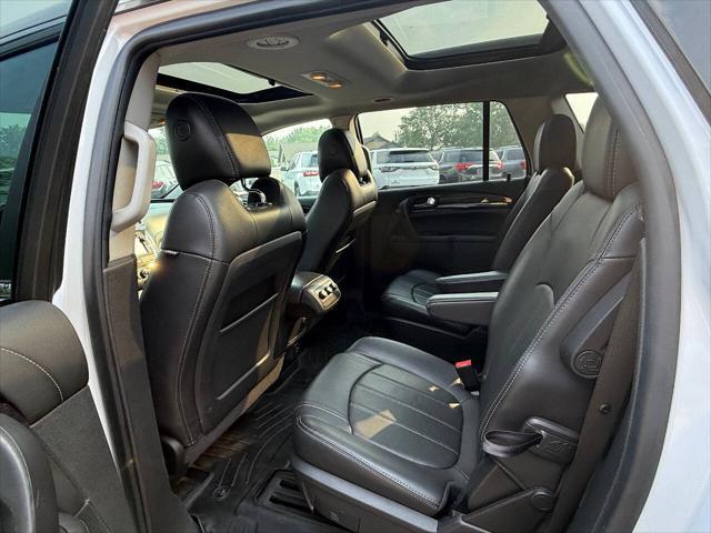 used 2016 Buick Enclave car, priced at $10,500