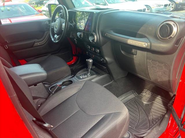 used 2015 Jeep Wrangler Unlimited car, priced at $15,999