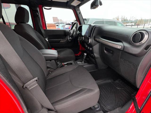 used 2015 Jeep Wrangler Unlimited car, priced at $16,999