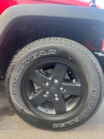 used 2015 Jeep Wrangler Unlimited car, priced at $15,999
