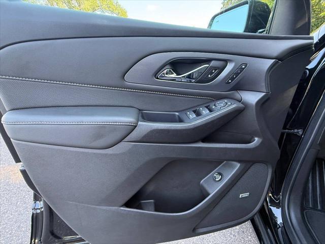 used 2020 Chevrolet Traverse car, priced at $25,999