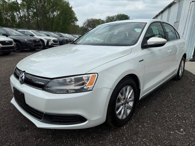 used 2014 Volkswagen Jetta Hybrid car, priced at $9,500