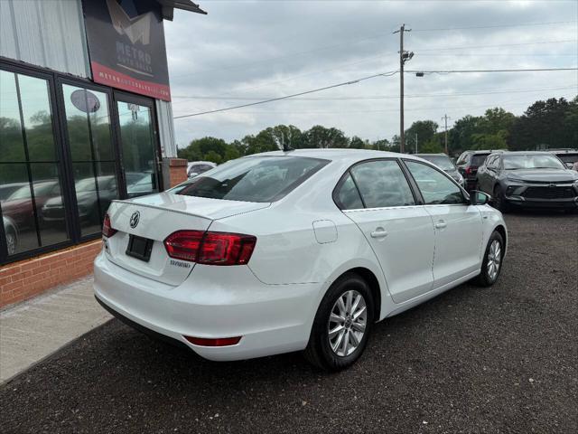 used 2014 Volkswagen Jetta Hybrid car, priced at $9,500