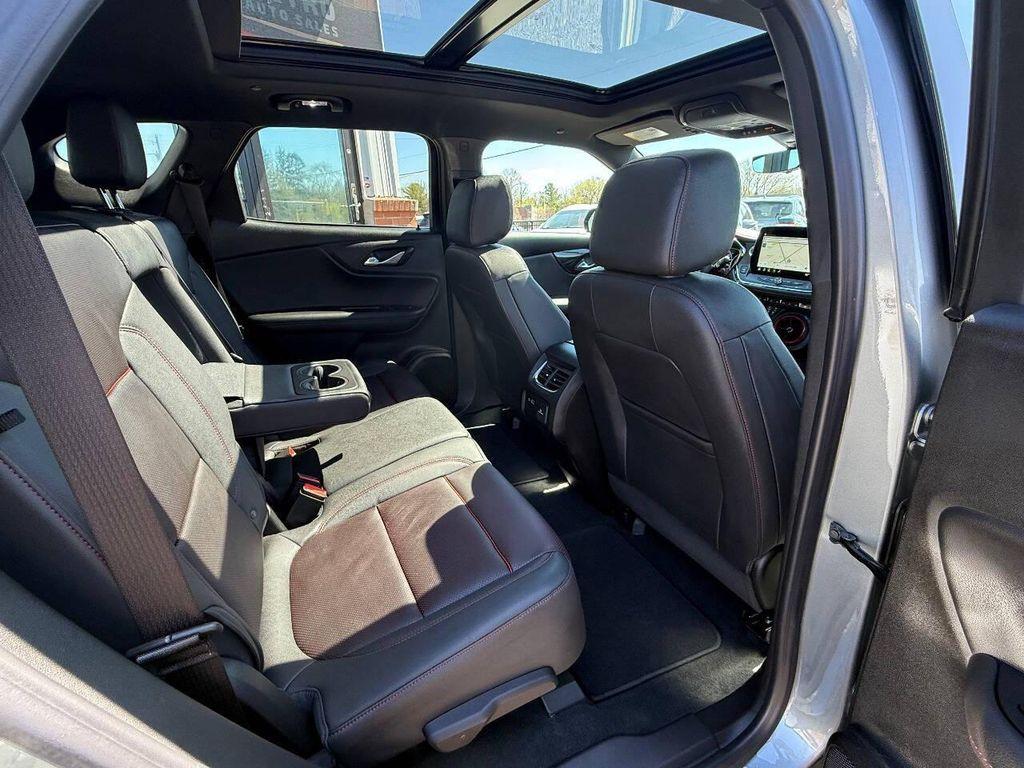 used 2024 Chevrolet Blazer car, priced at $29,999