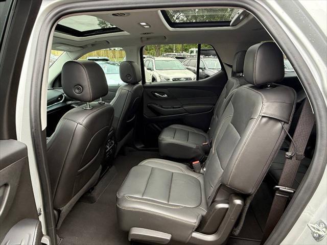 used 2021 Chevrolet Traverse car, priced at $24,999