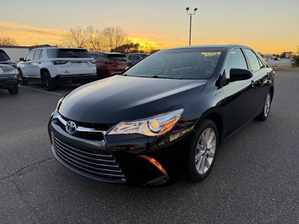 used 2016 Toyota Camry Hybrid car, priced at $10,500