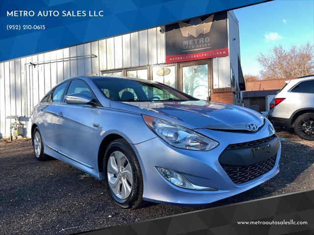 used 2015 Hyundai Sonata Hybrid car, priced at $10,999