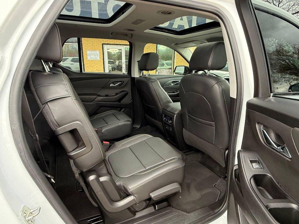 used 2020 Chevrolet Traverse car, priced at $22,999