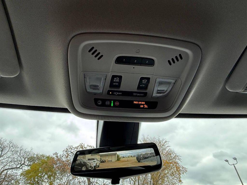 used 2020 Chevrolet Traverse car, priced at $22,999