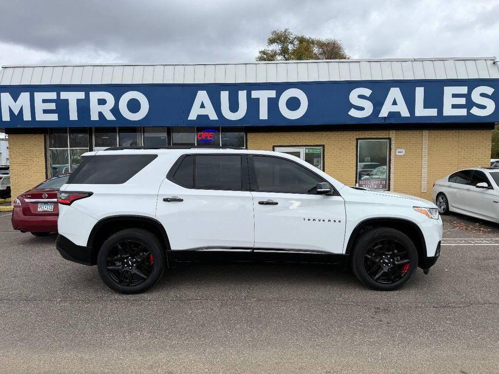 used 2020 Chevrolet Traverse car, priced at $22,999