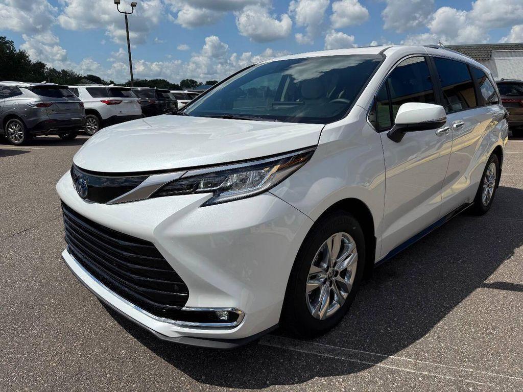 used 2025 Toyota Sienna car, priced at $47,500