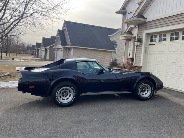 used 1977 Chevrolet Corvette car, priced at $9,500