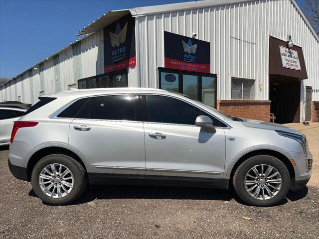 used 2017 Cadillac XT5 car, priced at $15,500