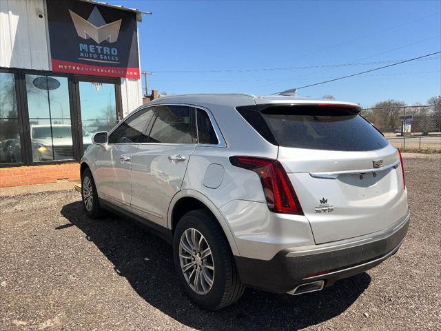 used 2017 Cadillac XT5 car, priced at $15,500