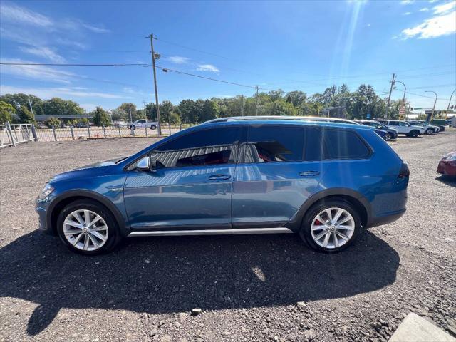 used 2019 Volkswagen Golf Alltrack car, priced at $16,999