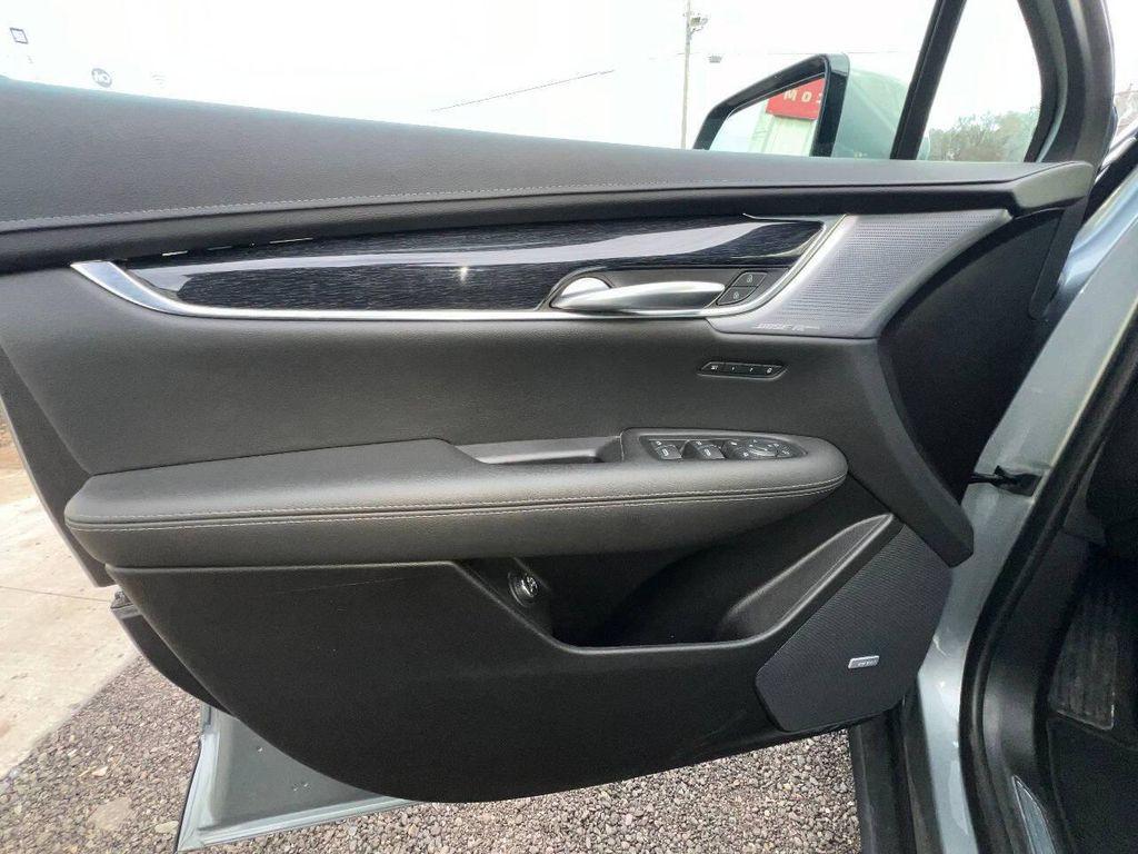 used 2023 Cadillac XT5 car, priced at $23,500