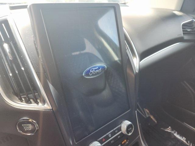 used 2024 Ford Edge car, priced at $27,999