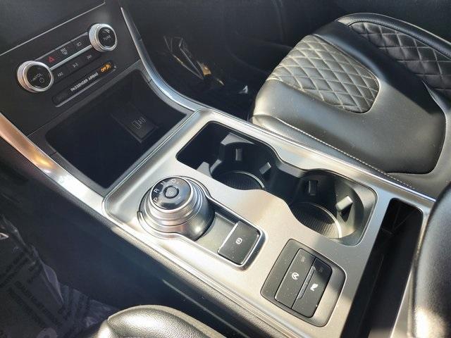 used 2024 Ford Edge car, priced at $27,999