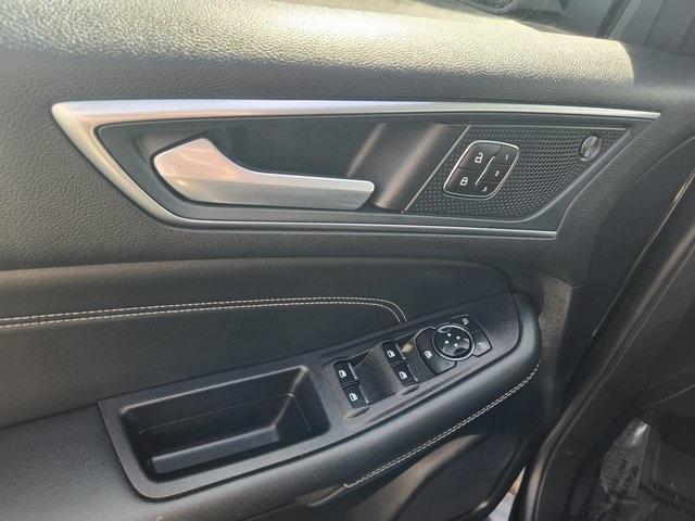 used 2024 Ford Edge car, priced at $27,999