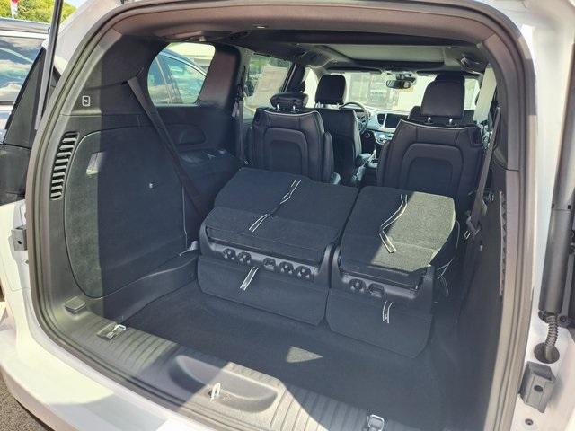 new 2026 Chrysler Pacifica car, priced at $49,427