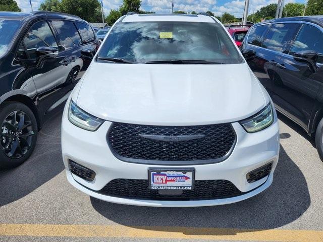 new 2026 Chrysler Pacifica car, priced at $49,427