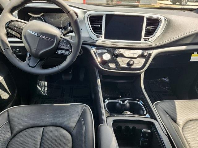 new 2026 Chrysler Pacifica car, priced at $49,427