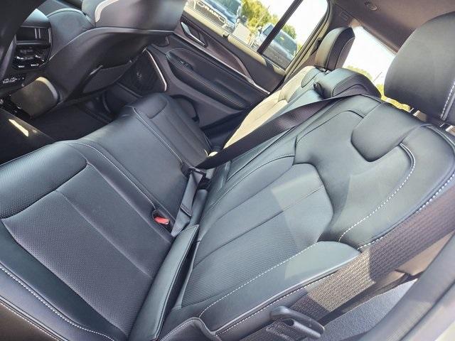 new 2025 Jeep Grand Cherokee car, priced at $57,727
