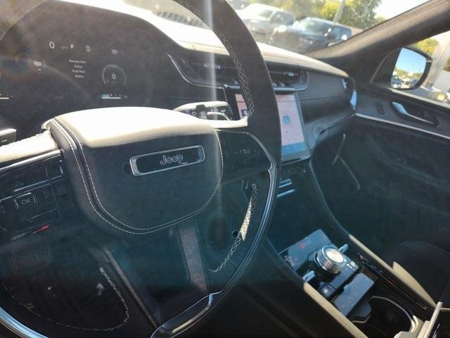 new 2025 Jeep Grand Cherokee car, priced at $57,727