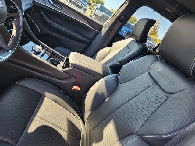 new 2025 Jeep Grand Cherokee car, priced at $57,727
