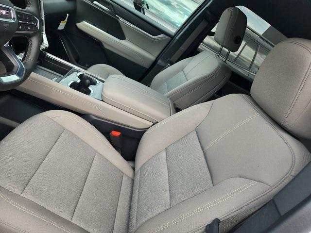 new 2025 GMC Acadia car, priced at $46,895