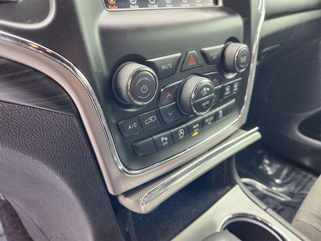 used 2021 Jeep Grand Cherokee car, priced at $22,999