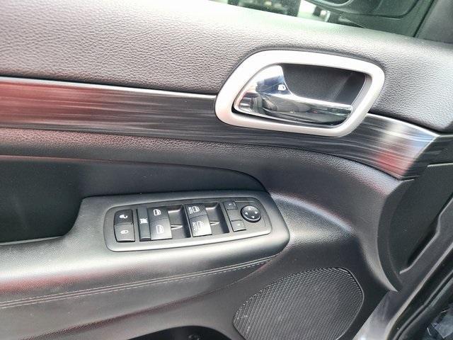 used 2021 Jeep Grand Cherokee car, priced at $22,999