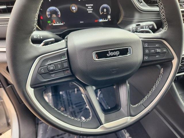 new 2025 Jeep Grand Cherokee car, priced at $39,777