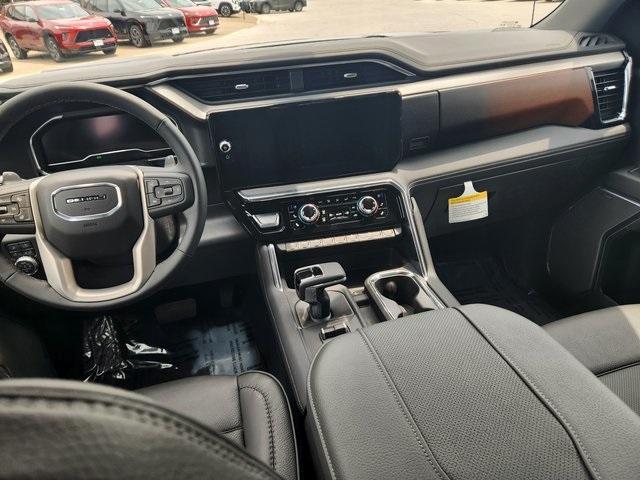 new 2025 GMC Sierra 1500 car, priced at $67,895
