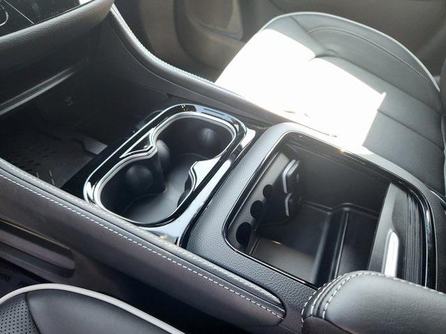 new 2026 Chrysler Pacifica car, priced at $49,927