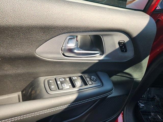 new 2026 Chrysler Pacifica car, priced at $49,927