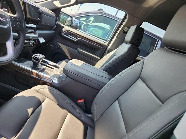 new 2025 GMC Sierra 1500 car, priced at $55,125