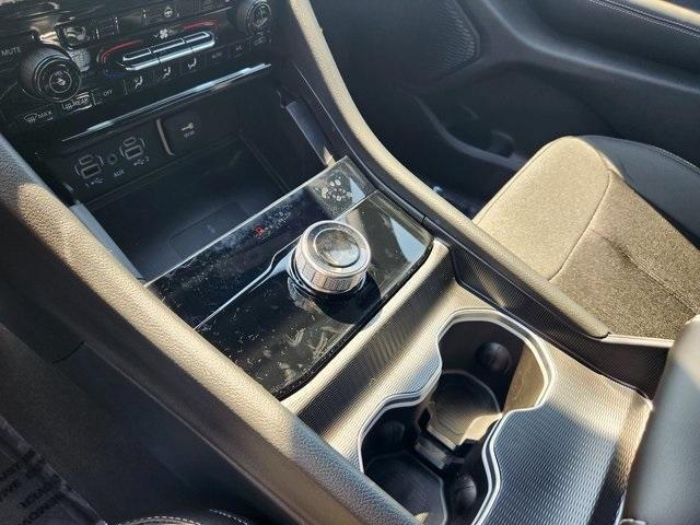 new 2025 Jeep Grand Cherokee car, priced at $44,570