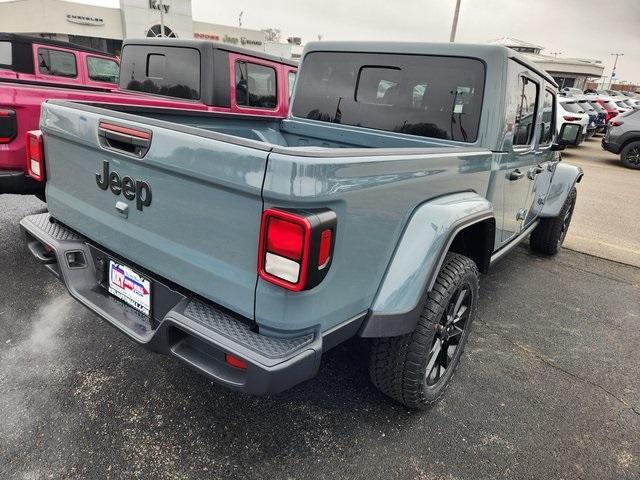 new 2025 Jeep Gladiator car, priced at $40,497