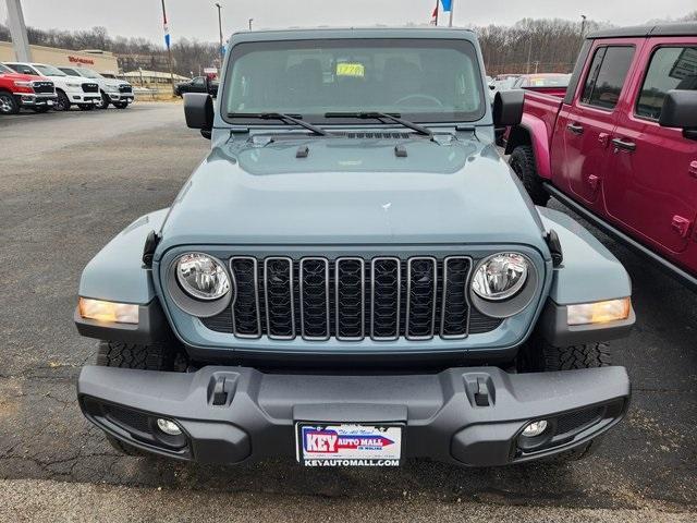 new 2025 Jeep Gladiator car, priced at $40,497