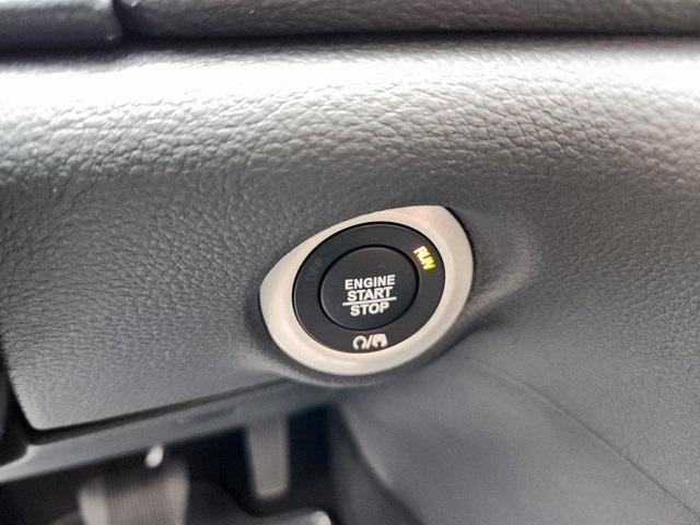 new 2025 Chrysler Pacifica car, priced at $43,227