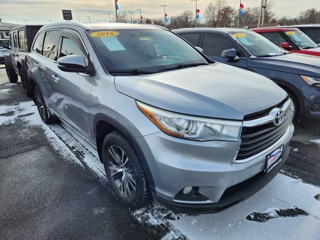 used 2016 Toyota Highlander car, priced at $22,999