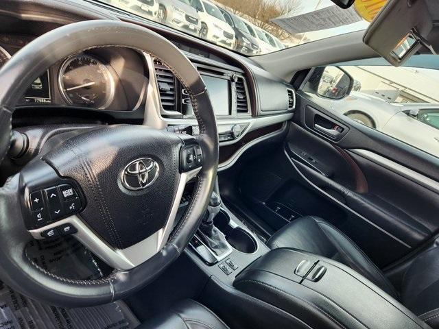 used 2016 Toyota Highlander car, priced at $22,999