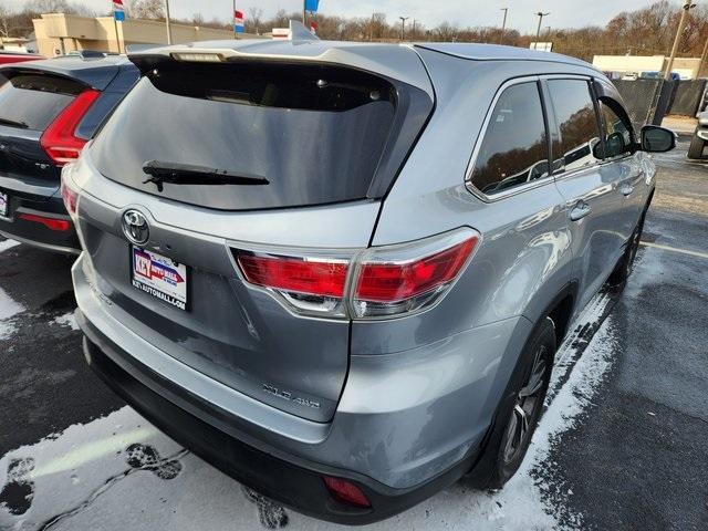 used 2016 Toyota Highlander car, priced at $22,999