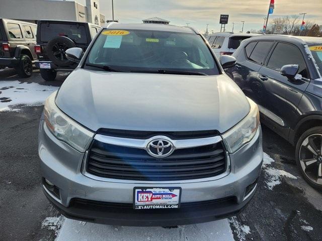 used 2016 Toyota Highlander car, priced at $22,999