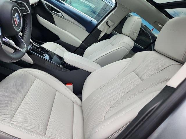 used 2025 Buick Envision car, priced at $42,999